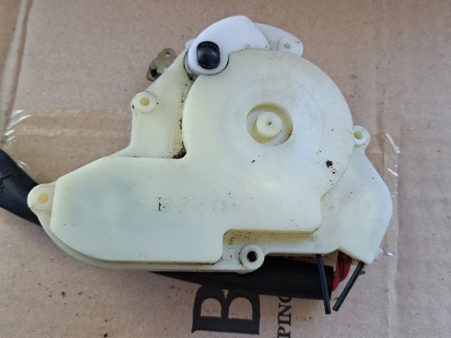 MAZDA MPV Jobb első Központizár Motor