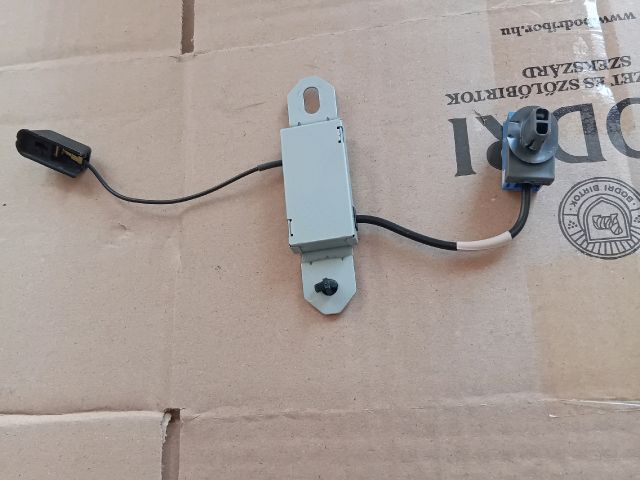 MAZDA CX-5 Antenna Erősítő