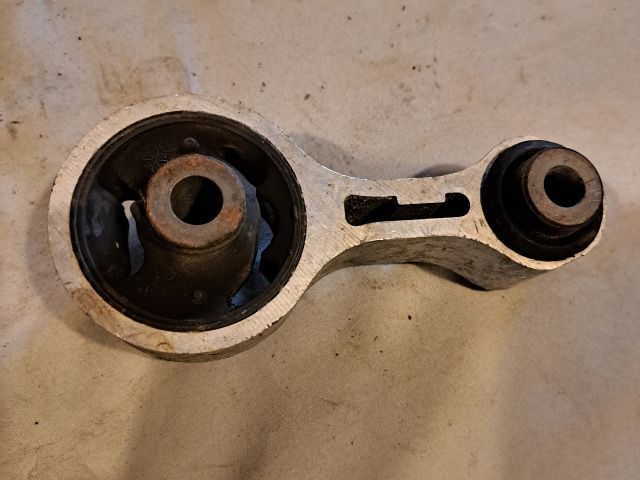 MAZDA 6 Billenésgátló Bak