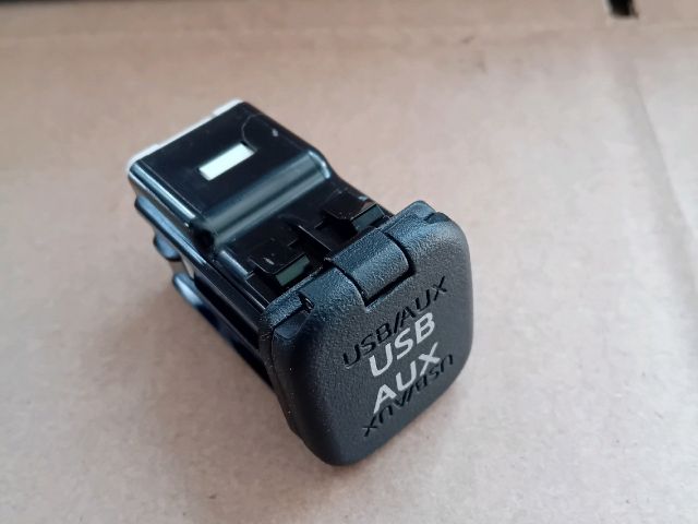 MAZDA CX-5 USB Aljzat