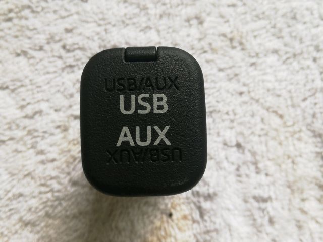 MAZDA 6 USB Aljzat